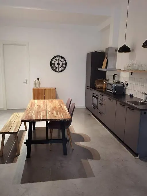 Lovely 2 Bedroom Serviced Apartment In Rotterdam 0*,  Netherlands